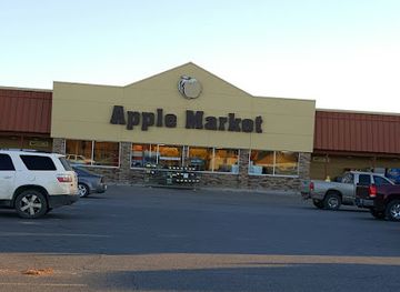 oklahoma/roman-nose-state-park/shop/doc-s-apple-market-watonga