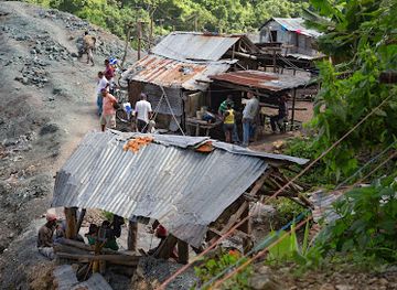 dominican-republic/barahona-region/shop/mina-de-larimar