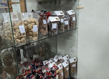 alabama/cheaha-state-park/shop/calhoun-pickers