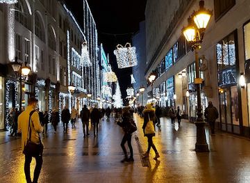 hungary/central-hungary/shop/central-passage