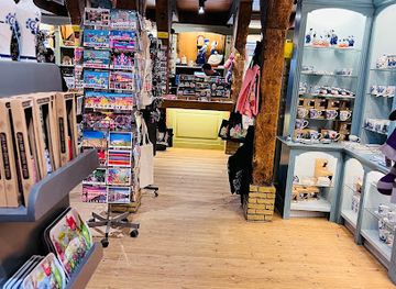 netherlands/zaanse-schans/shop/vrede