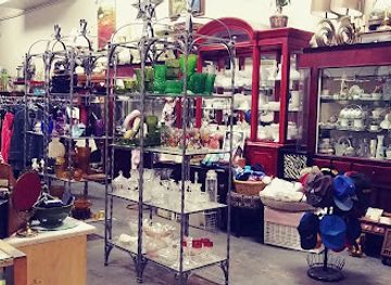 california/hayward/shop/nehemy-vintage-finds