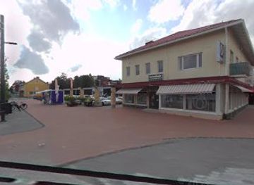 finland/ruka/shop/new-stop-jeans-and-clothes