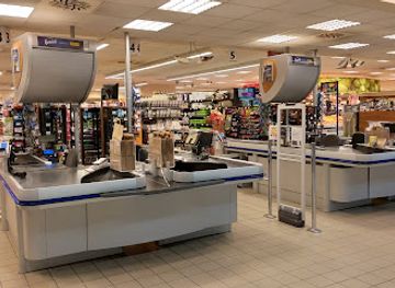 poland/radom/shop/polish-trade-center-phoenix