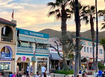 california/santa-catalina-island/shop/weezie-s