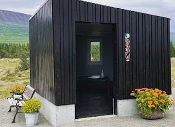 iceland/dalvik/shop/solbakki-garoyrkjustoo