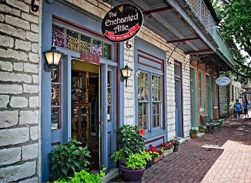 missouri/st-charles/shop/enchanted-attic
