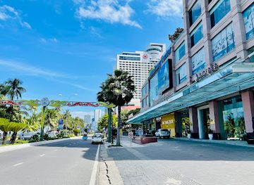 vietnam/nha-trang/tran-phu-beach/shop/nha-trang-center