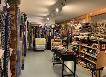 maine/waldo-county/shop/patchwork-plus-crafts