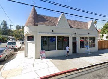 california/martinez/shop/goody-hut-market