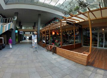 hungary/central-hungary/shop/central-passage-shopping-center