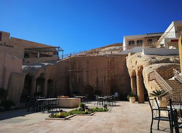 jordan/petra/petra-archaeological-park/shop/the-cave-bar