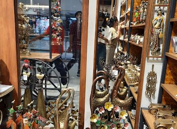 india/gujarat/shop/the-bombay-store-ahmedabad-one-mall-ahmedabad