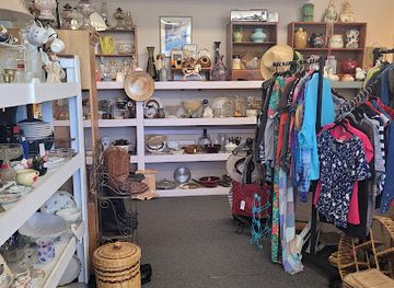 arizona/mohave-county/shop/vagabonds-trinkets-treasures