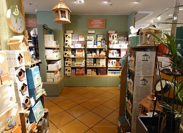 france/nimes/shop/nature-and-discoveries