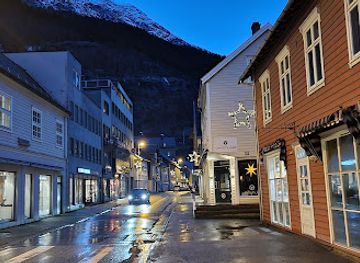 norway/trolltunga/shop/spar