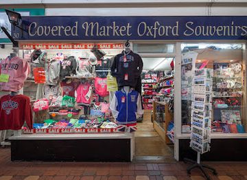 united-kingdom/oxford/attraction/oxford-souvenirs