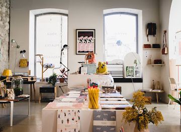 france/avignon/rocher-des-doms/shop/cqfd-boutique-made-in-france