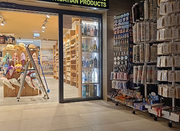 croatia/makarska/shop/lu-na-souvenirs-gift-shop