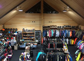 new-zealand/tongariro-national-park/shop/snowzone-the-alpine-centre