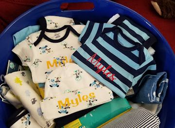 connecticut/new-britain/shop/2gurlz-llc