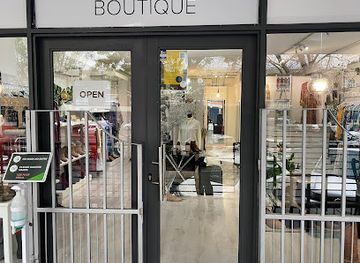 south-africa/cape-town/hout-bay/shop/mila-s-boutique
