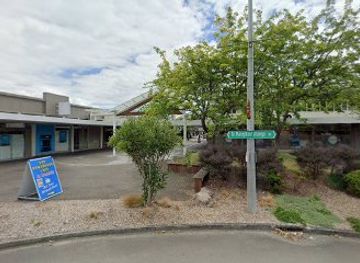 new-zealand/tongariro-national-park/shop/lorraine-s-new-age-gifts