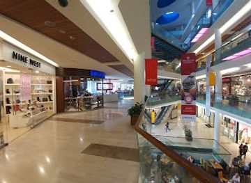 Alta Shopping Center