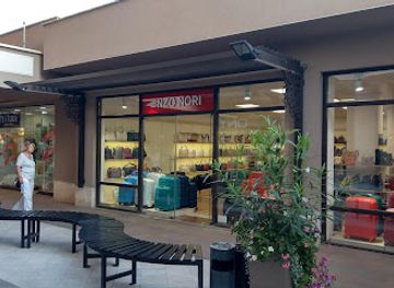 bulgaria/strandzha/shop/royal-beach-mall