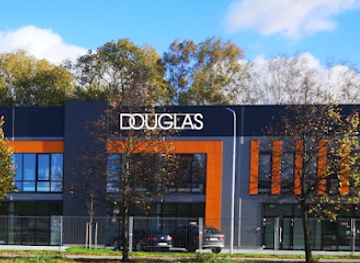 latvia/riga-bay/shop/douglas-latvia