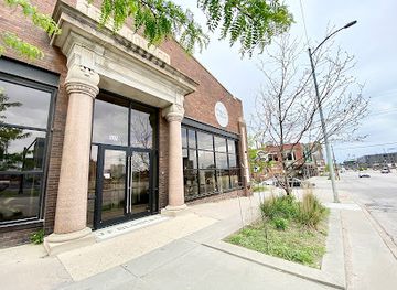 nebraska/omaha/downtown-omaha/shop/prairie-in-bloom-downtown