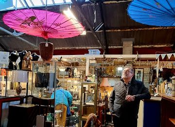 united-kingdom/liverpool/shop/penny-lane-emporium