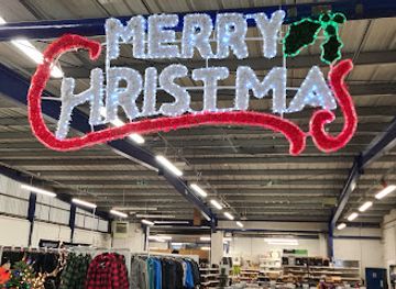 united-kingdom/montgomeryshire/shop/charlies-stores