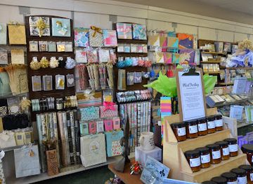 louisiana/kisatchie-national-forest/shop/ann-s-hallmark-shop