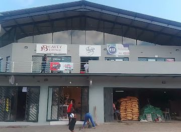 zimbabwe/chinhoyi/shop/tafara-mall