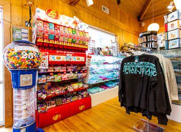 north-carolina/coastal-plain/shop/topsail-island-trading-company