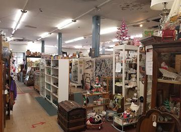 virginia/fredericksburg/shop/r-r-antiques