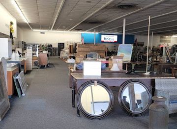 illinois/peoria/shop/wardcliffe-shopping-center