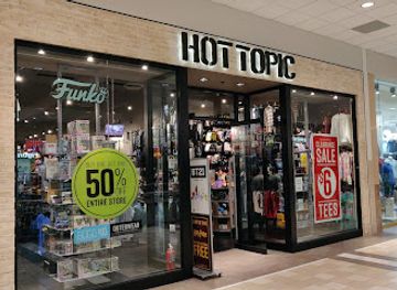 puerto-rico/carolina/shop/hot-topic