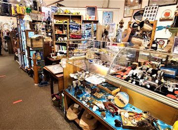 colorado/durango/shop/durango-antique-market