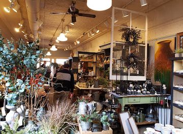 illinois/galena-territory/shop/at-home-in-galena