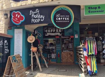 costa-rica/puntarenas/shop/fruity-monkey-poop-boutique