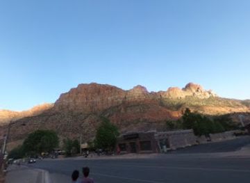 utah/mt-carmel/shop/mountain-huggers