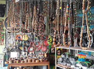 jamaica/kingston/new-kingston/shop/tony-s-gift-shop