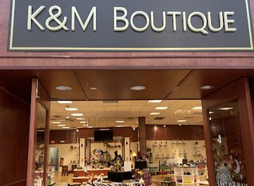 new-hampshire/southern-new-hampshire/shop/k-m-boutique