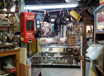 missouri/st-charles/shop/centuries-past-antiques