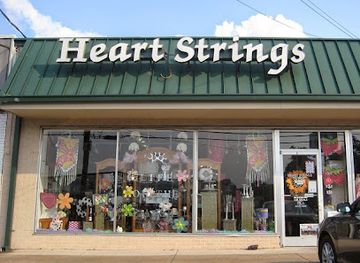 kentucky/bowling-green/shop/heart-strings