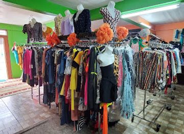 dominica/saint-john/shop/candy-girl-store