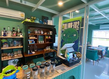 thailand/hua-hin/cicada-market/shop/highthere-shop