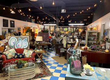 south-carolina/lowcountry/shop/lowcountry-living-room